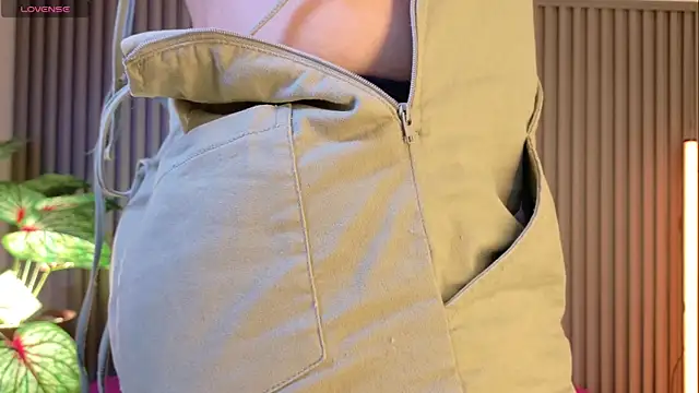 Celeste Presstigge online show from 11-14-25, 09:02