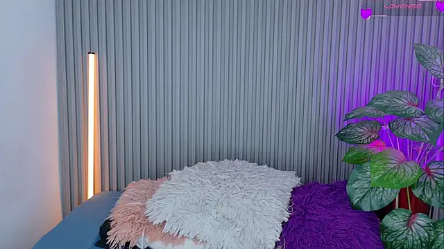 Celeste Presstigge online show from 03-05-26, 09:33