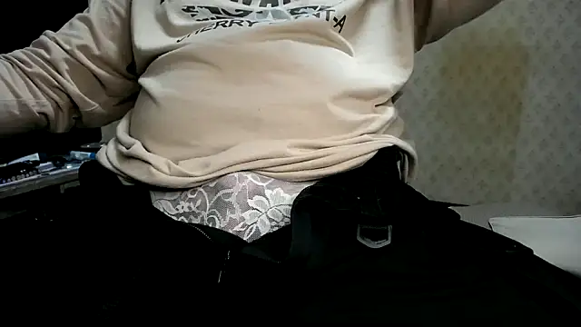 Snapshot of Keichan_1225 chatting on 01-13-26, 11:21 Keichan 1225 online show from 01-13-26, 11:21