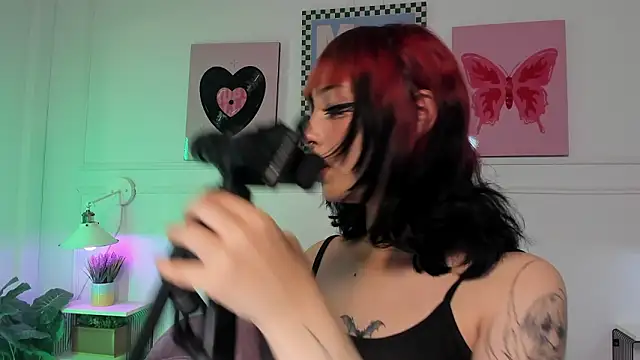 Zoe Lynch  online show from 03-16-26, 11:25