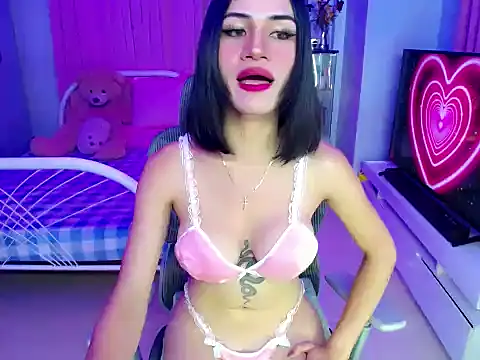 Snapshot of lovemariee chatting on 01-09-26, 02:58 lovemariee online show from 01-09-26, 02:58