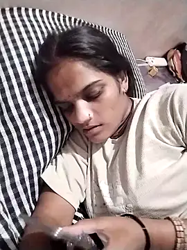 Snapshot of Sofia_kuuu chatting on 09-19-25, 11:55 Sofia kuuu online show from 09-19-25, 11:55