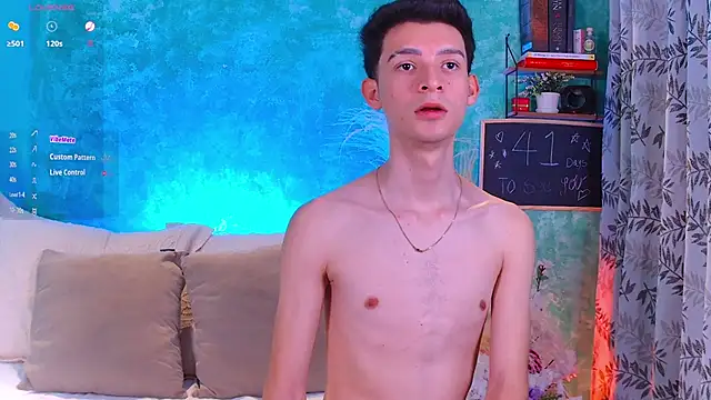 Snapshot of VicenteFerrer chatting on 09-12-25, 01:38 VicenteFerrer online show from 09-12-25, 01:38