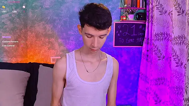 Snapshot of VicenteFerrer chatting on 10-03-25, 02:41 VicenteFerrer online show from 10-03-25, 02:41