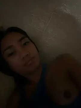 Side Chick online show from 06-04-26, 07:31