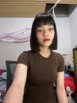 Snapshot of andymi1 chatting on 06-05-26, 01:56 andymi1 online show from 06-05-26, 01:56