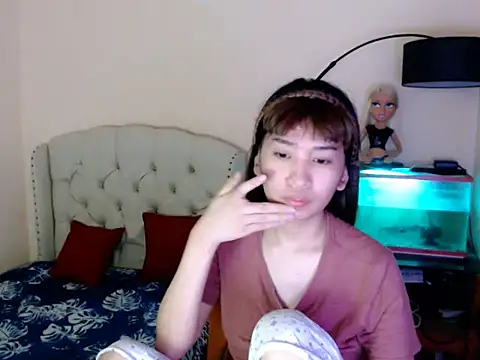 ShantalFoxxy  online show from 03-04-26, 01:28