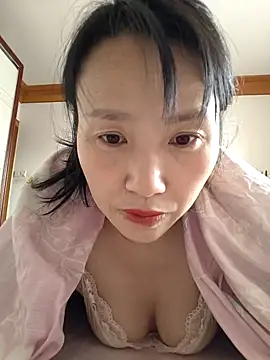 Snapshot of Haili-1 chatting on 02-11-26, 07:57 Haili-1 online show from 02-11-26, 07:57