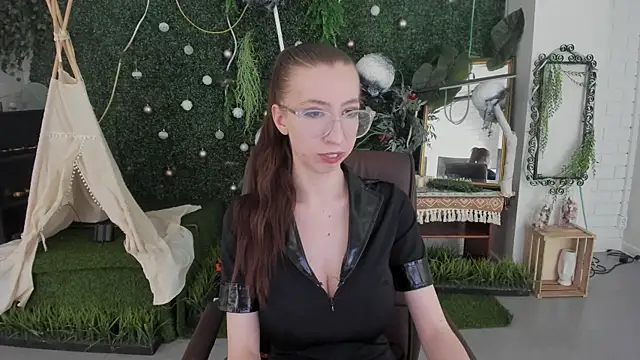 CareyJonas online show from 02-12-26, 05:41