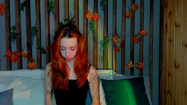 Lori Williams online show from 12-16-25, 01:10