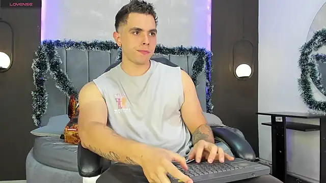 Liam walk  online show from 11-21-25, 10:30