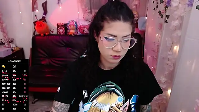 jadedelux  online show from 09-19-25, 08:20