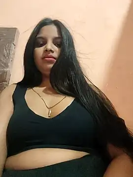 Snapshot of Maahhii_2 chatting on 02-26-26, 07:02 Maahhii 2 online show from 02-26-26, 07:02