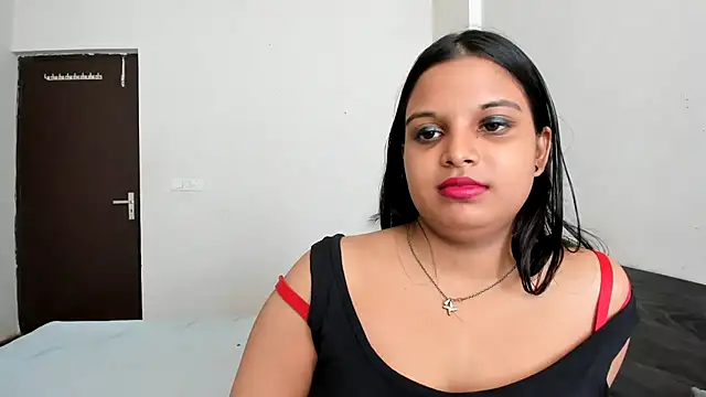 Maahhii 2 online show from 06-17-26, 05:32