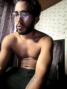 Snapshot of TU-MORENOO chatting on 09-17-25, 09:16 TU-MORENOO online show from 09-17-25, 09:16