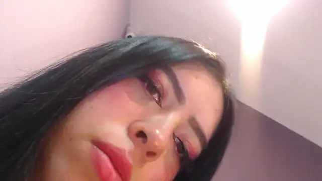 KateWelsin online show from 04-21-26, 08:01