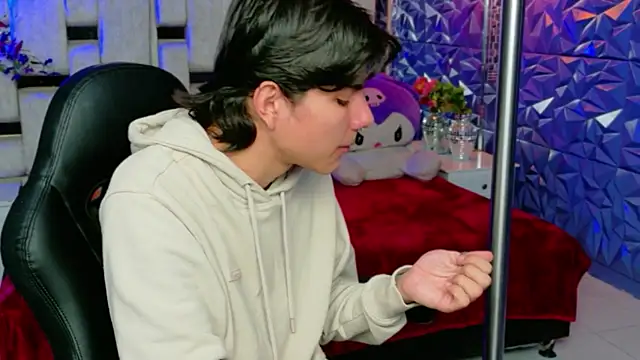 alandelrey57 online show from 03-04-26, 01:28