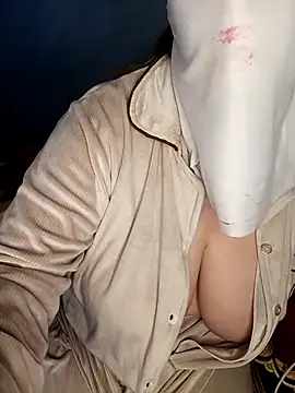 Snapshot of Lamia_Queen_ chatting on 12-04-25, 05:28 Lamia Queen online show from 12-04-25, 05:28