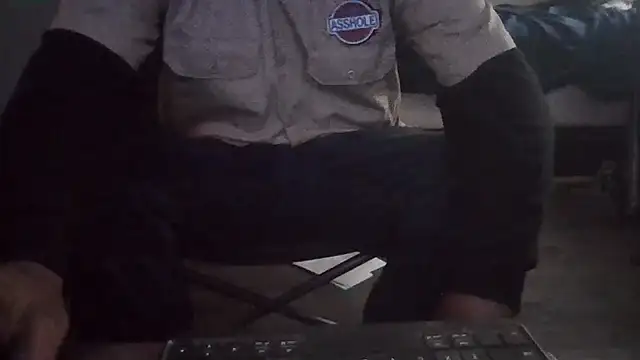 Snapshot of soupy_pleasure chatting on 09-21-25, 05:14 soupy pleasure online show from 09-21-25, 05:14