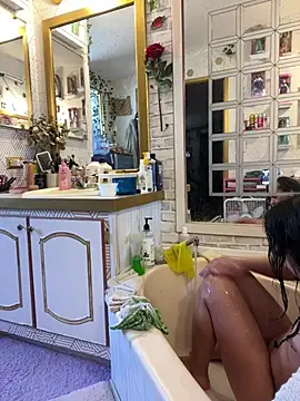 Snapshot of TranSexualJade95 chatting on 06-27-26, 08:03 TranSexualJade95 online show from 06-27-26, 08:03