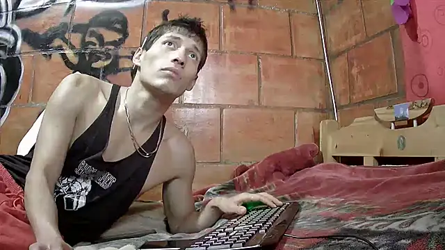 alexandercruz online show from 07-04-26, 10:27