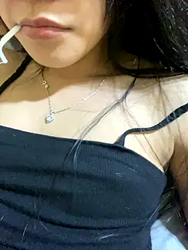 Snapshot of Sayhi_xo chatting on 11-06-25, 03:02 Sayhi xo online show from 11-06-25, 03:02