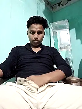 Snapshot of Asish_007 chatting on 09-12-25, 03:56 Asish 007 online show from 09-12-25, 03:56