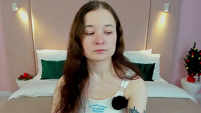 NancyJonson online show from 12-22-25, 03:03