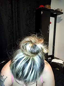 Snapshot of Fernandar2025 chatting on 09-25-25, 03:10 Fernandar2025 online show from 09-25-25, 03:10