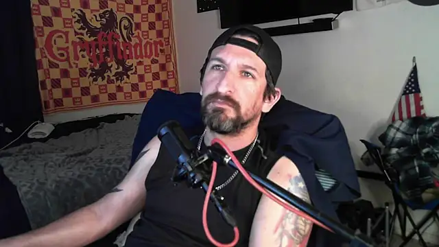DevilPup75  online show from 10-11-25, 12:36