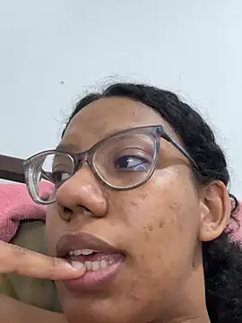 Valen1800 online show from 03-20-26, 03:11