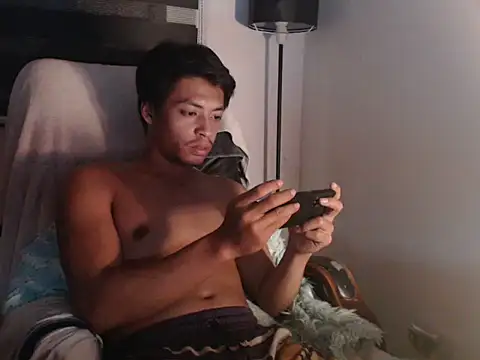 Snapshot of Asian_gregor chatting on 02-07-26, 05:38 Asian gregor online show from 02-07-26, 05:38