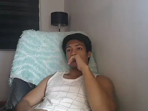 Asian gregor online show from 08-06-26, 04:03