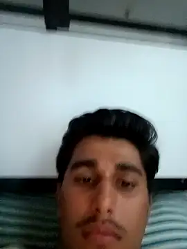 Snapshot of HarryChoudhary21 chatting on 11-21-25, 06:06 HarryChoudhary21 online show from 11-21-25, 06:06