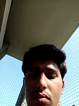 Snapshot of HarryChoudhary21 chatting on 11-23-25, 04:56 HarryChoudhary21 online show from 11-23-25, 04:56