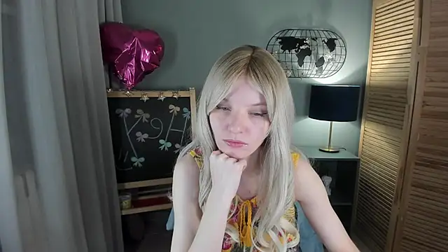 Madelaineses online show from 11-16-25, 10:10