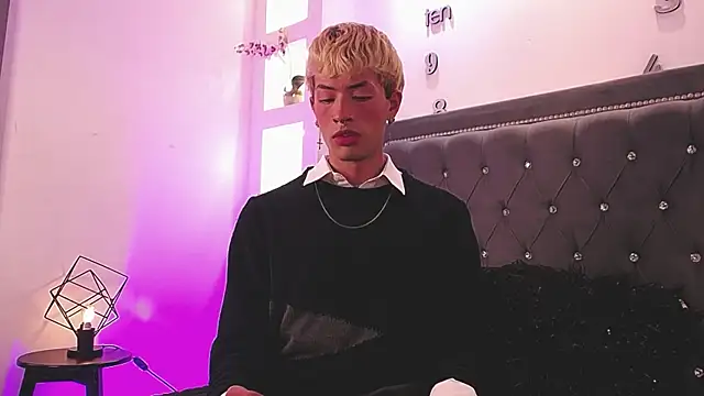 OzorioDany online show from 09-10-25, 03:39