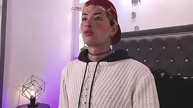 OzorioDany online show from 09-15-25, 04:01