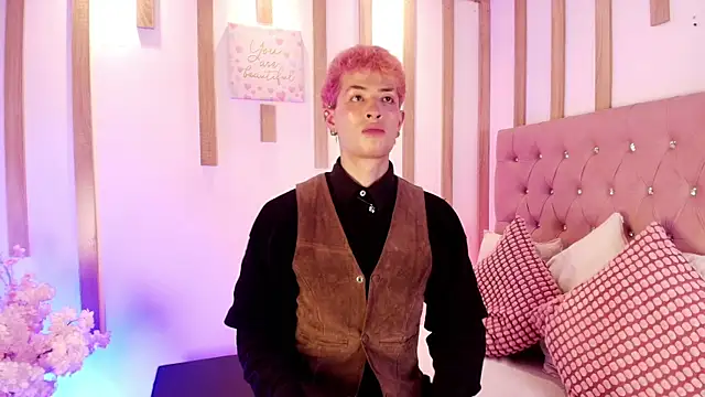 OzorioDany online show from 04-24-26, 04:04