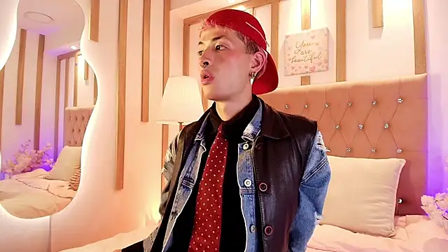 Snapshot of OzorioDany chatting on 05-31-26, 03:47 OzorioDany online show from 05-31-26, 03:47