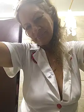 MaryeLunna online show from 10-05-25, 11:08