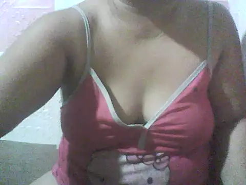 Snapshot of Azrielxx05 chatting on 04-10-26, 01:27 Azrielxx05 online show from 04-10-26, 01:27