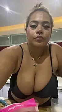 EmilyDuran  online show from 04-28-26, 12:42