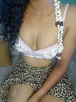 Tamilpallavi online show from 12-17-25, 07:47