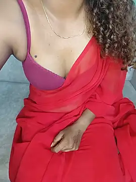 Snapshot of Tamilpallavi chatting on 05-21-26, 01:34 Tamilpallavi online show from 05-21-26, 01:34