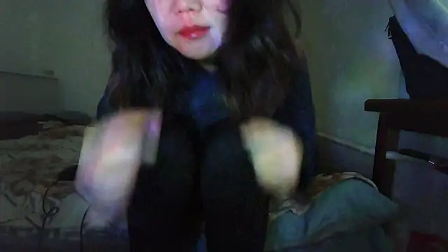 sakuradelreina online show from 12-17-25, 04:18