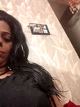 Soniya Roy online show from 04-21-26, 02:51