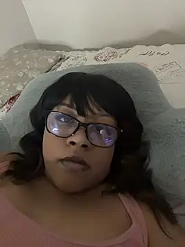 MsNevaeh online show from 12-22-25, 03:25