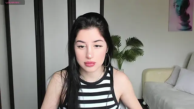 Snapshot of meowallen chatting on 10-29-25, 04:15 meowallen online show from 10-29-25, 04:15