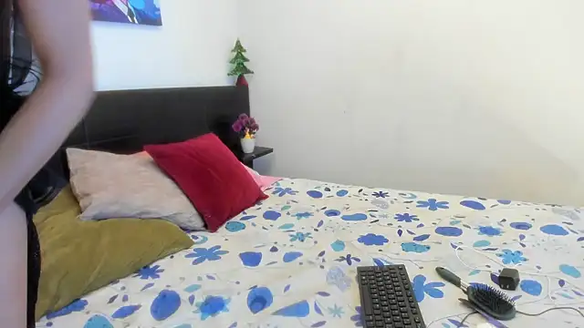 MeganRhyder online show from 01-09-26, 07:04